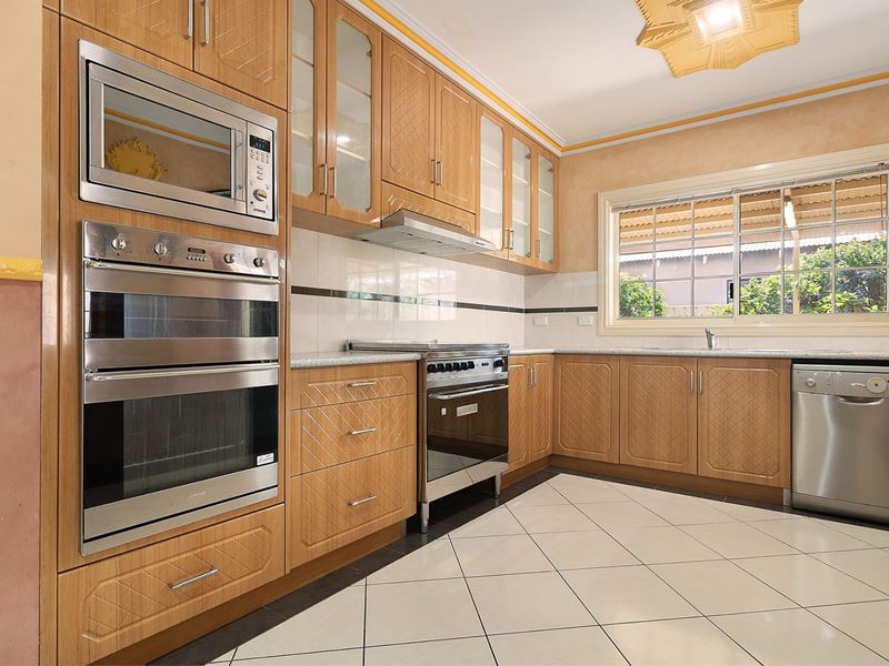 19 Walkington Circle, Millars Well WA 6714