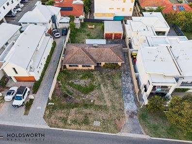 13 Dongara Street, Innaloo WA 6018