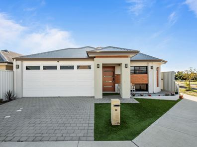 10 Gerbera Road, Southern River WA 6110