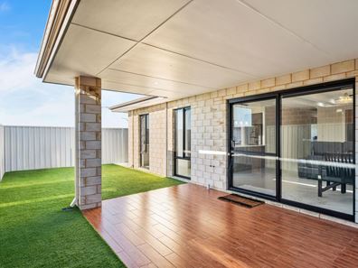 10 Gerbera Road, Southern River WA 6110