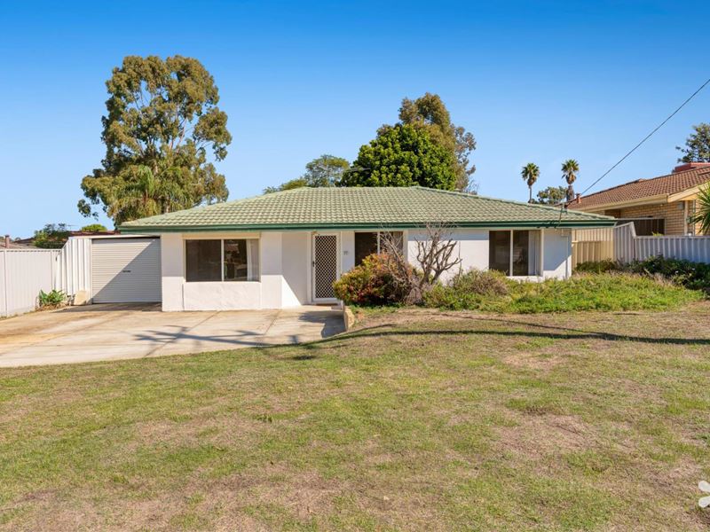 17 Tarndale Way, South Lake WA 6164