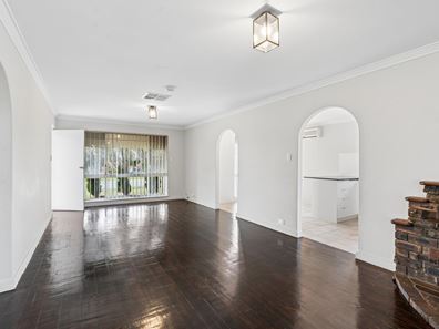 28 Wooramel Crescent, Gosnells WA 6110