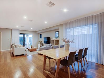 33 Aachen Crescent, Gwelup WA 6018
