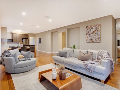 33 Aachen Crescent, Gwelup WA 6018