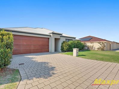 10 Cromarty Gardens, Canning Vale WA 6155
