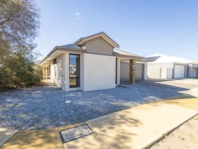 35 Bettong Avenue, Jurien Bay WA 6516