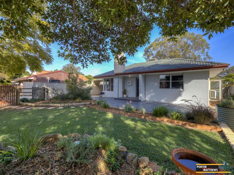 12 Northumberland Road, Forrestfield WA 6058