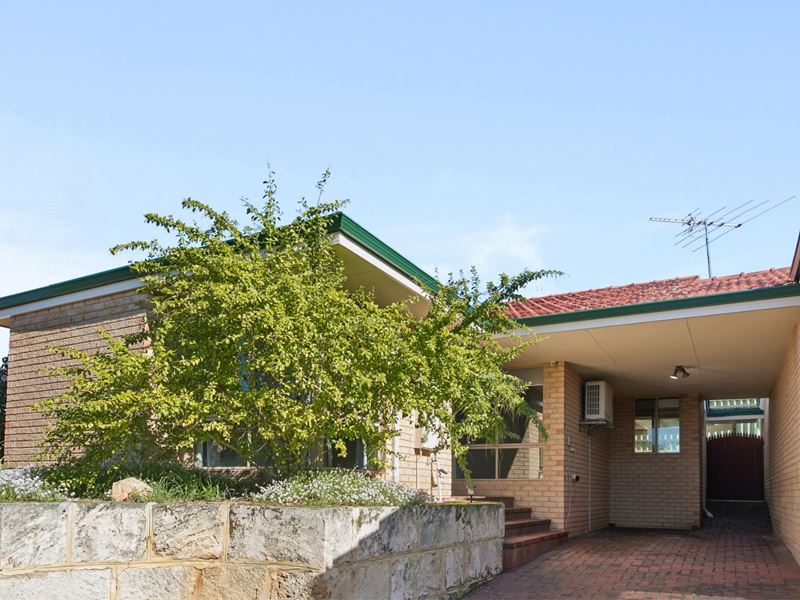 4/7 Catrine Court, Kingsley WA 6026