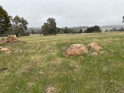 13 Days Road, Boddington WA 6390