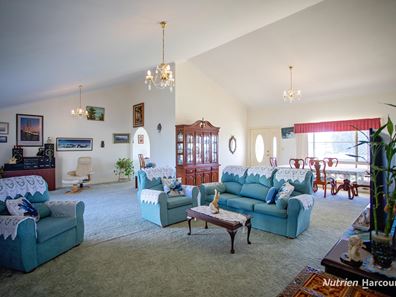 13 Catherine Street, Castletown WA 6450