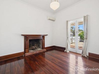 16 Wisbech Street, Bayswater WA 6053