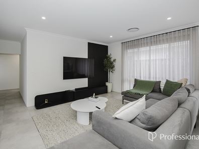 3 Aire Way, Ellenbrook WA 6069