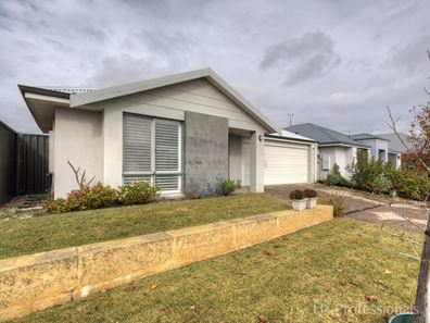 19 Dupain Way, Aveley WA 6069