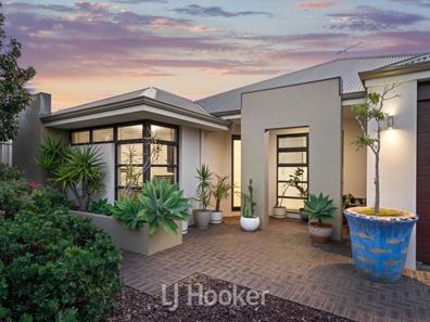 10 Prestwick Road, Dunsborough WA 6281