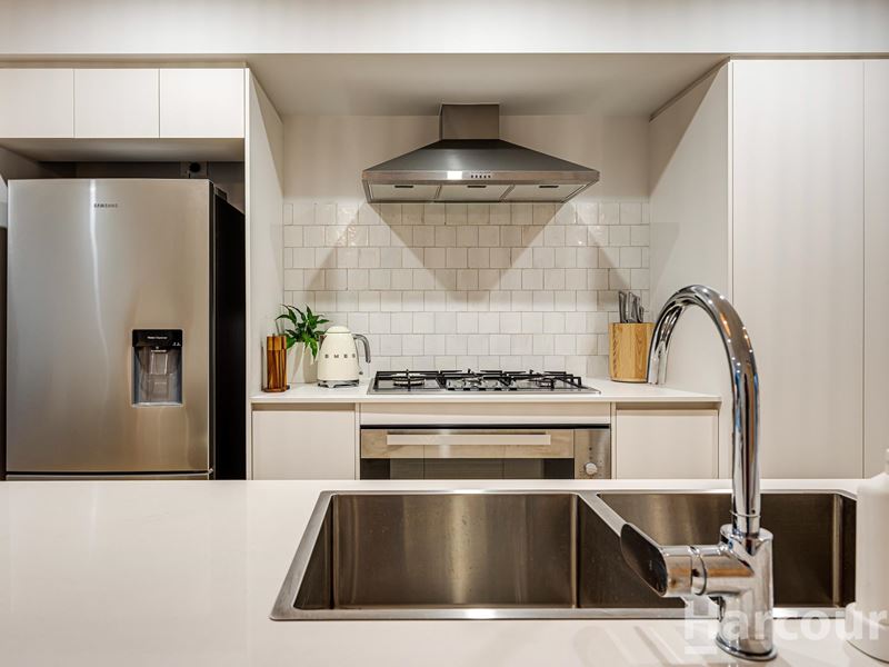12 Mistral Meander, Currambine WA 6028