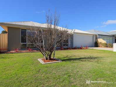 7 Astounding Way, Aubin Grove WA 6164