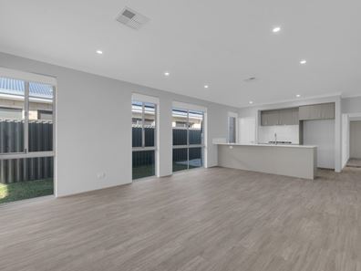 4 Swanzey Grove, Wellard WA 6170