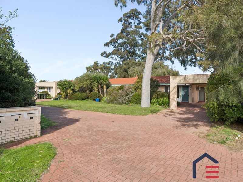 20C Connell Way, Girrawheen WA 6064