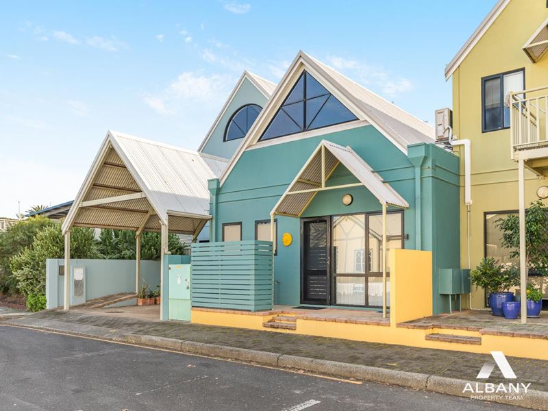 2/76 Proudlove Parade, Albany