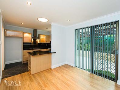 4/208 North Beach Drive, Tuart Hill WA 6060