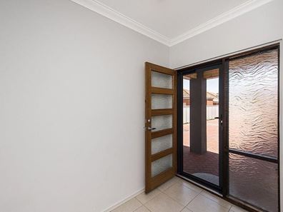 32C Jupiter Street, Carlisle WA 6101