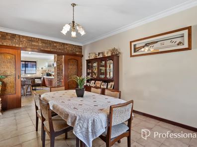 4 Violet Street, Middle Swan WA 6056