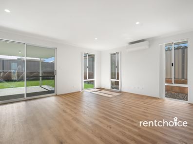 9 Harvest Cres, Whitby WA 6123