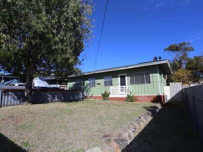 10 New Compton St, Kambalda East WA 6442