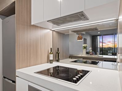 702/6 Baumea Way, Innaloo WA 6018