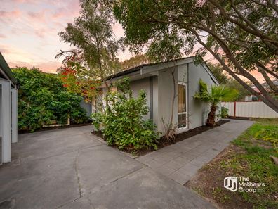 1 Wincanton Road, Karrinyup WA 6018