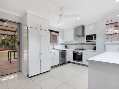 2 Cowan Way, Pegs Creek WA 6714