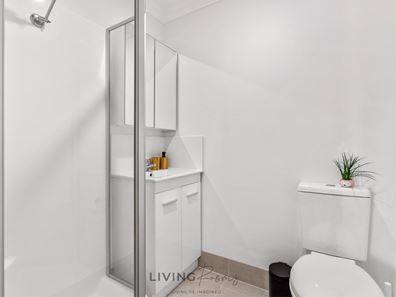 Room/2  21 Azelia Street, Alexander Heights WA 6064