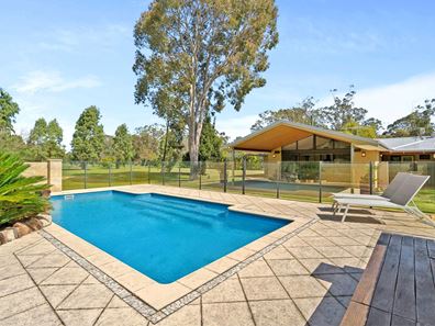206 Gugeri Street, Herne Hill WA 6056