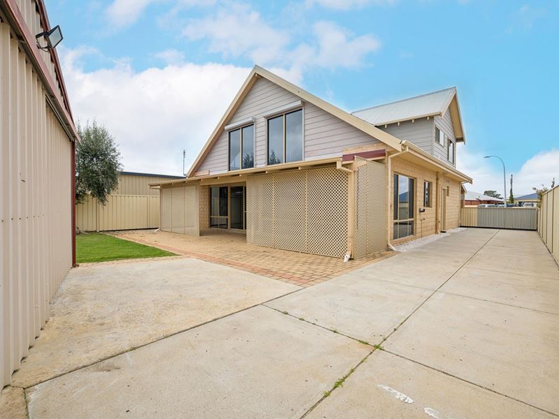 1/7 Clough Place, Lancelin