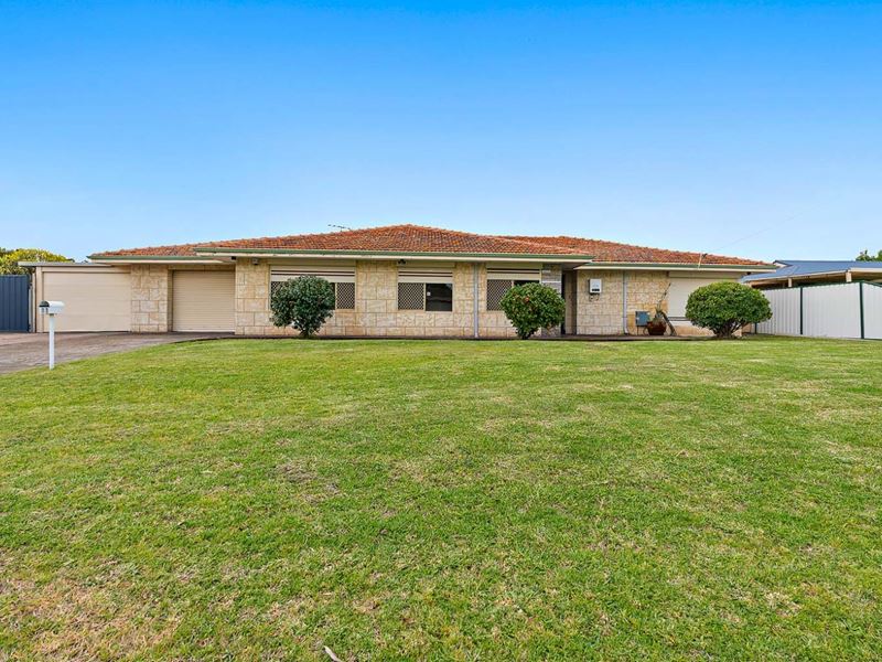 11 Eynesford Street, Gosnells WA 6110