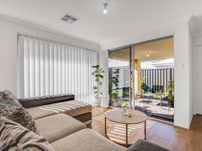 6 Quokka Road, Brabham WA 6055