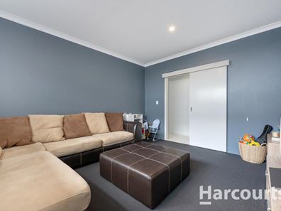 118 Vincent Road, Sinagra WA 6065