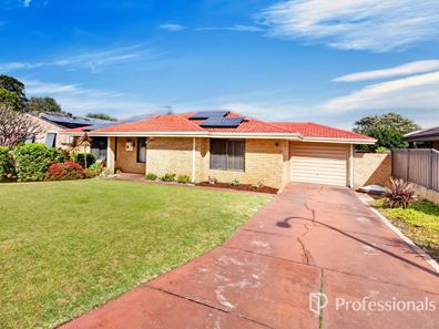 17 Strutt Way, Noranda WA 6062