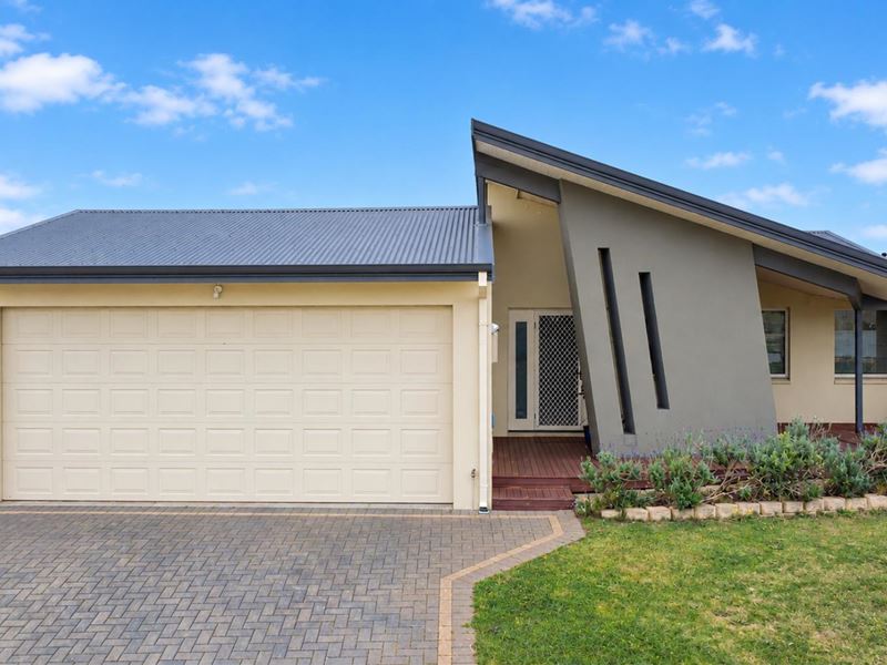 24 Addington Cross, West Beach WA 6450
