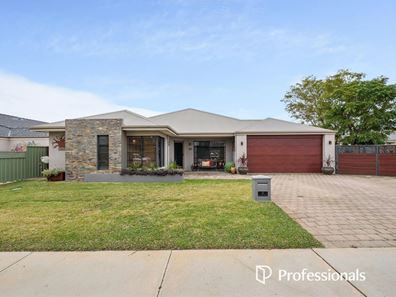 2 Barnden Road, Helena Valley WA 6056