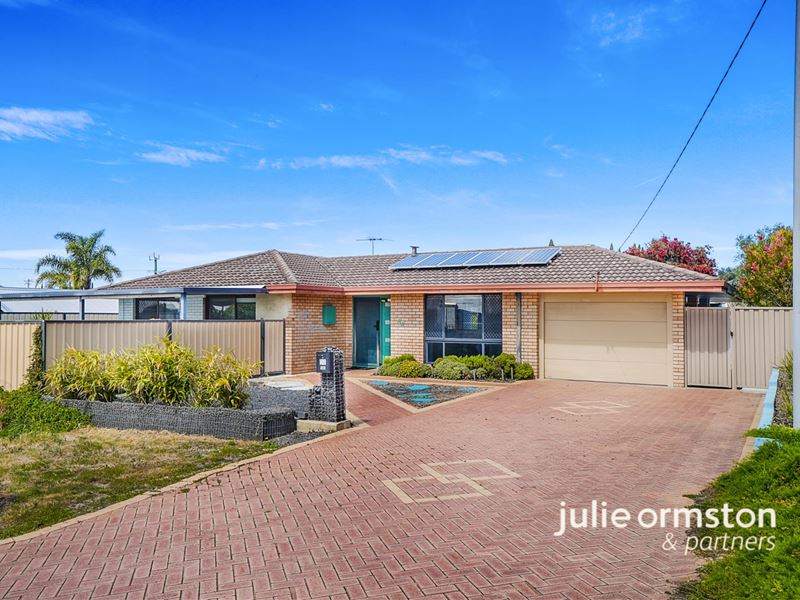 88 Macquarie Avenue, Padbury WA 6025