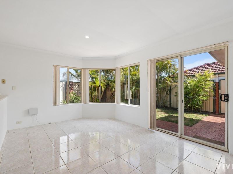 64A Cloister Avenue, Manning