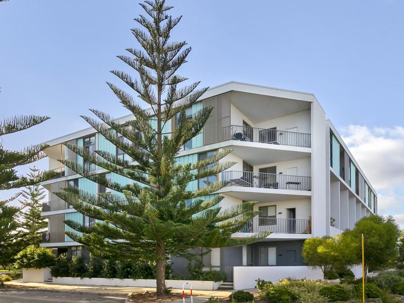 13/22 Heirisson Way, North Coogee WA 6163