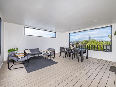 2 Gunida  Street, Mullaloo WA 6027