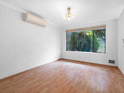 3 Alpin Court, Coolbellup WA 6163
