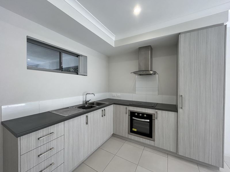 3/4 Albion Street, East Cannington WA 6107