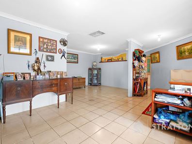 13 Greenshank Close, East Cannington WA 6107