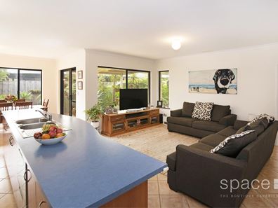 8 Ironbark Avenue, Margaret River WA 6285