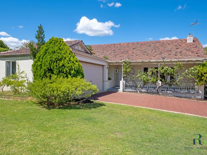 7 Coleman Crescent, Melville WA 6156