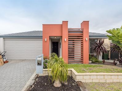 61 Midsummer Avenue, Jindalee WA 6036